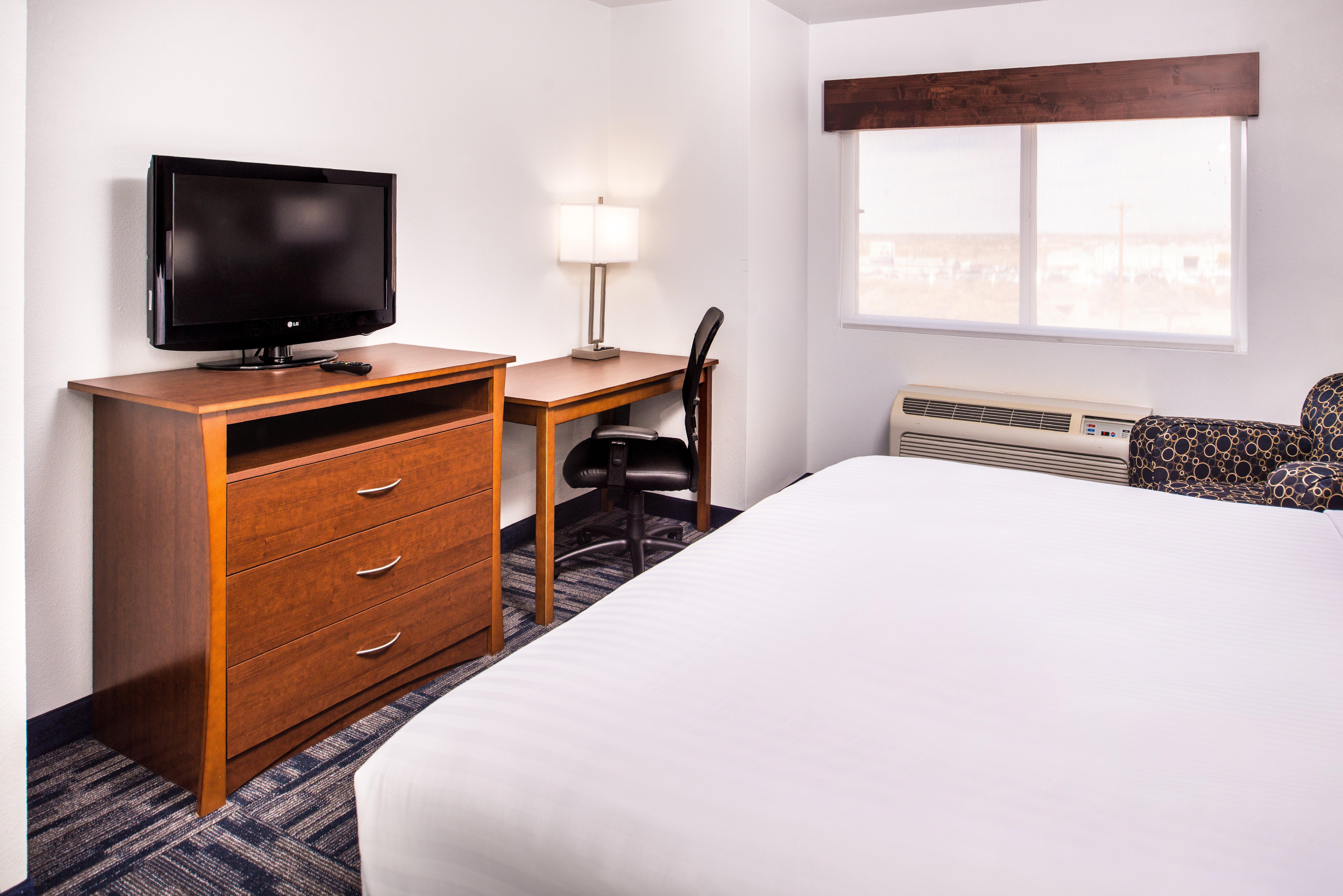 Holiday Inn Express & Suites Alamogordo Highway 54/70 By Ihg Exterior photo