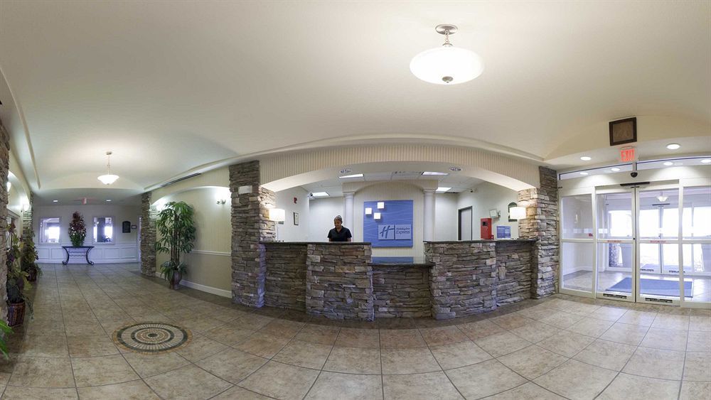 Holiday Inn Express & Suites Alamogordo Highway 54/70 By Ihg Exterior photo