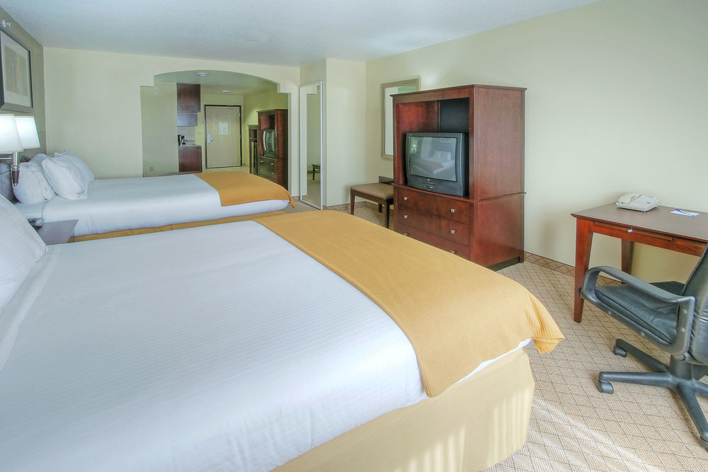 Holiday Inn Express & Suites Alamogordo Highway 54/70 By Ihg Room photo