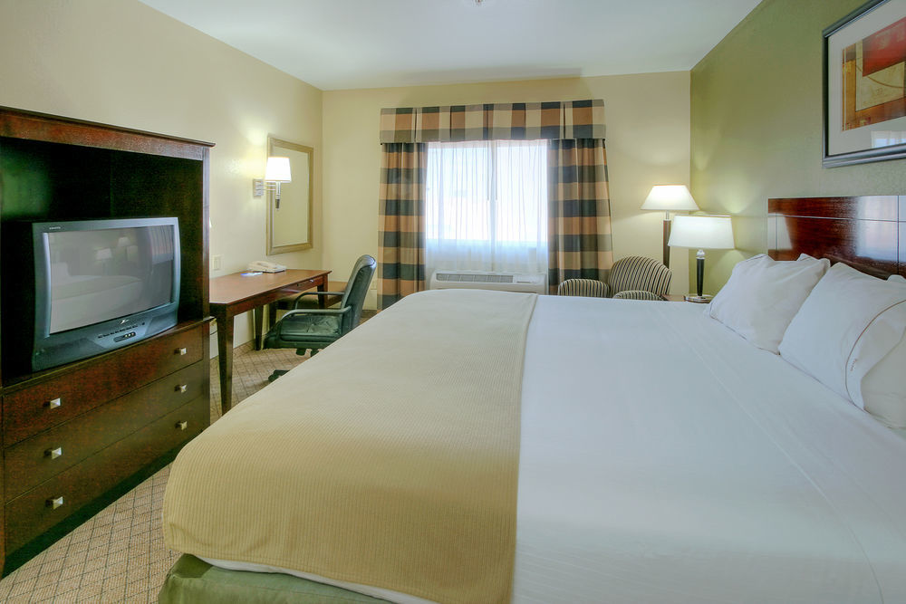 Holiday Inn Express & Suites Alamogordo Highway 54/70 By Ihg Exterior photo